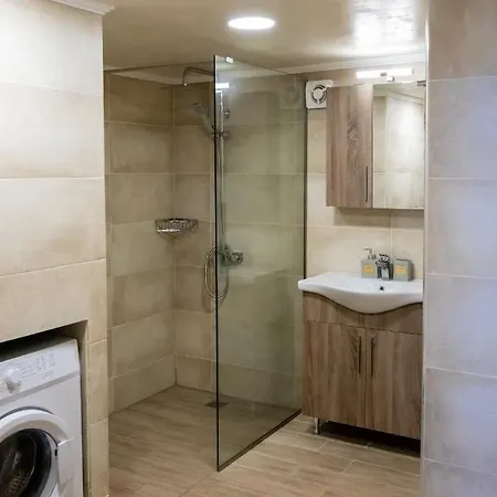 Remezzo Luxury Koróni