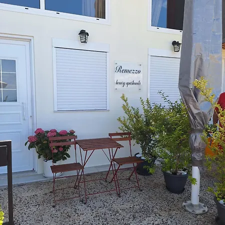 Remezzo Luxury * Koróni