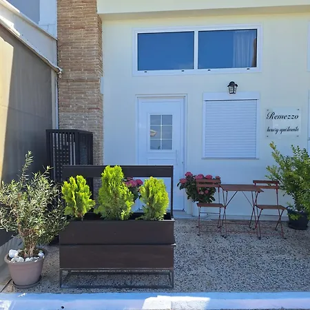 Remezzo Luxury Apartment *