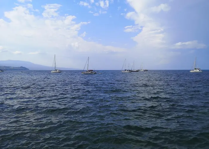 Remezzo Luxury Апартаменты Корони